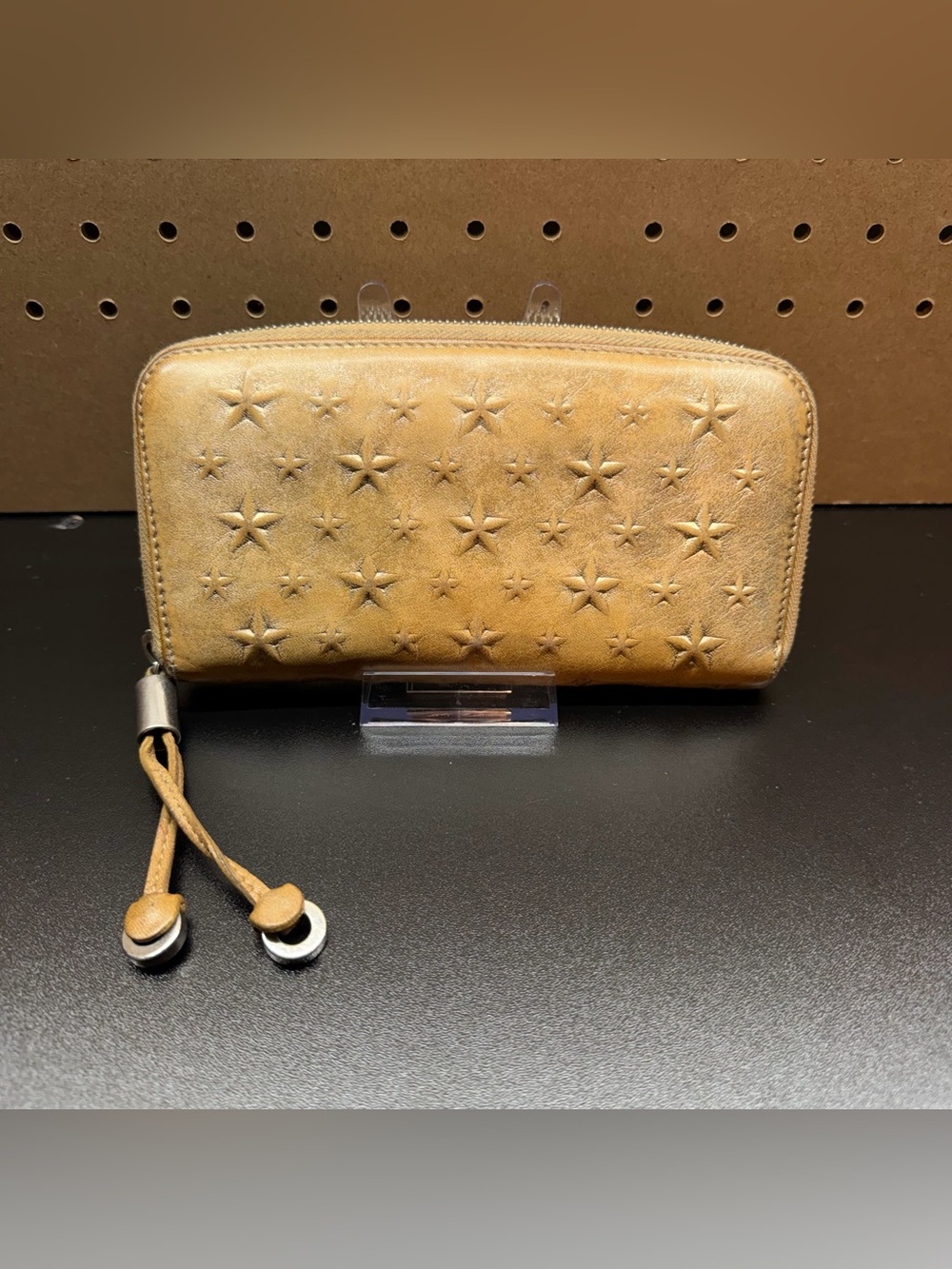 Jimmy Choo Filipa Star Zippy Wallet - Picture 3 of 8